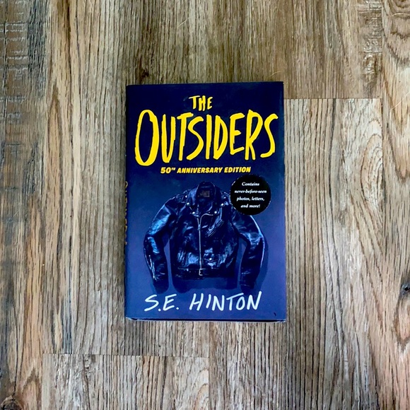 Book: The Outsiders - Picture 1 of 1